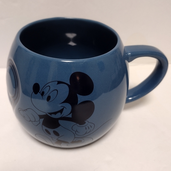 Walt Disney World Theme Park 2019 Large Blue Ceramic Mickey Mouse Coffee Mug Cup - Picture 2 of 6